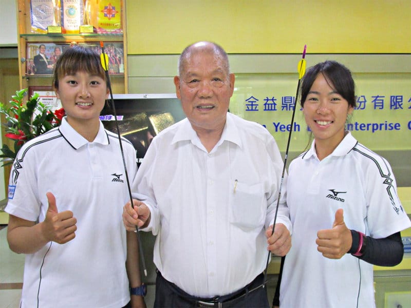 2016年8月29日 奧運銅牌譚雅婷、林詩嘉 拜訪金益鼎董事長莊清旗